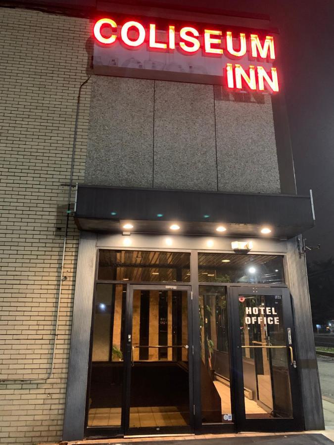 Coliseum Inn & Suites - Garden City Long Island East Meadow Exterior foto